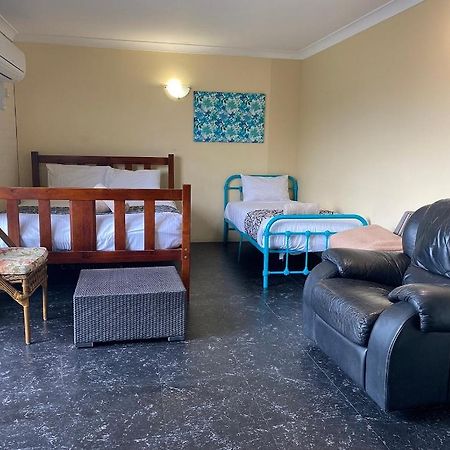 Rosebourne Gardens Motel Вулгулга Экстерьер фото