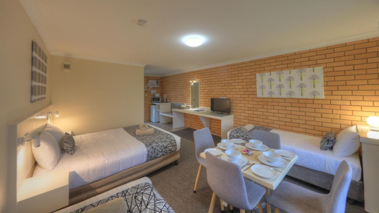 Rosebourne Gardens Motel Вулгулга Экстерьер фото